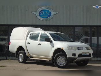 Mitsubishi - L200