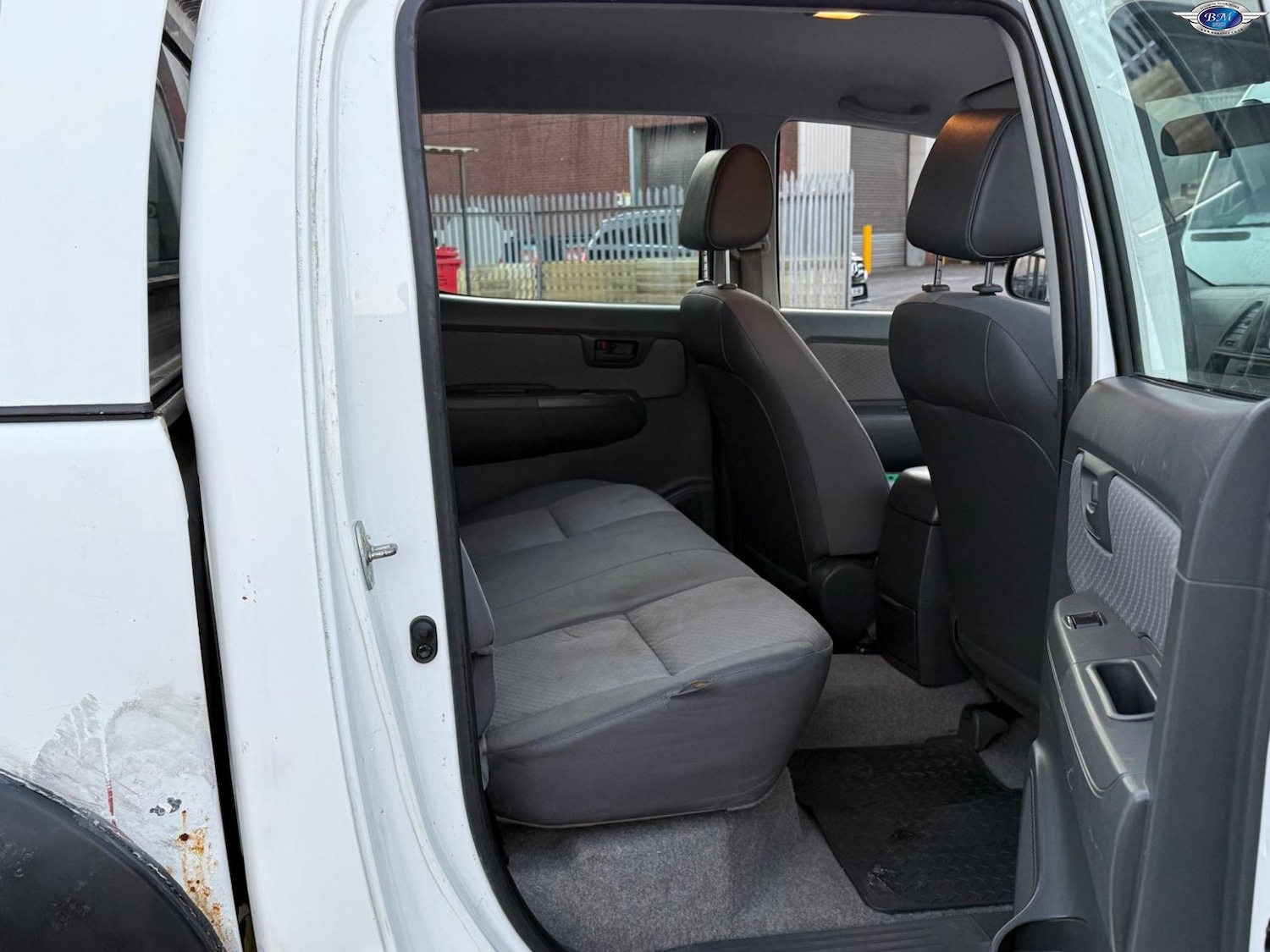 Used Toyota Hilux 2013 for sale - 76334836: Photo 13