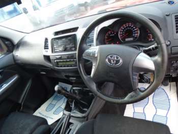 Used Toyota Hilux 2014 for sale - 75048915: Photo