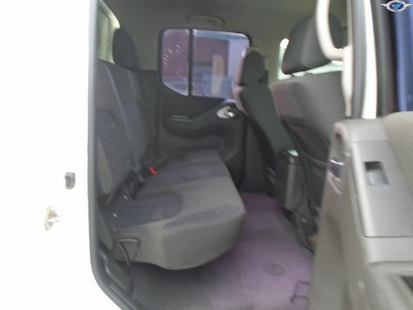 Used Nissan Navara 2010 for sale - 76011423: Photo 15