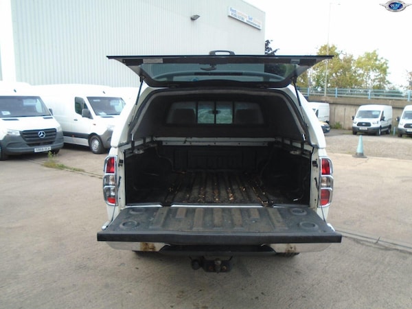 Used Nissan Navara 2010 for sale - 76011423: Photo 7