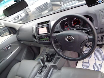 Used Toyota Hilux 2009 for sale - 76149367: Photo 2