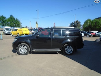 Used Nissan Pathfinder 2011 for sale - 76211815: Photo