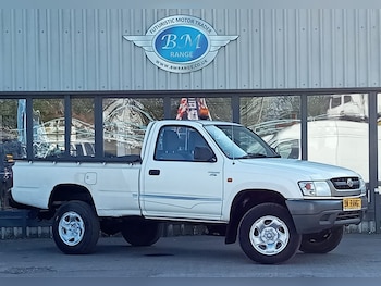 Used Toyota Hilux 2003 for sale - 78360097: Photo