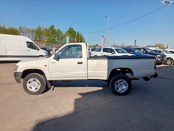 Used Toyota Hilux 2003 for sale - 78360097: Photo