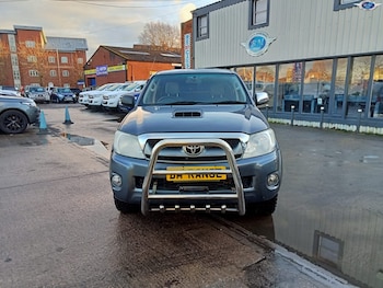 Used Toyota Hilux 2010 for sale - 77207523: Photo