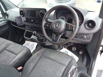 Used Mercedes-Benz Sprinter 2019 for sale - 77417473: Photo