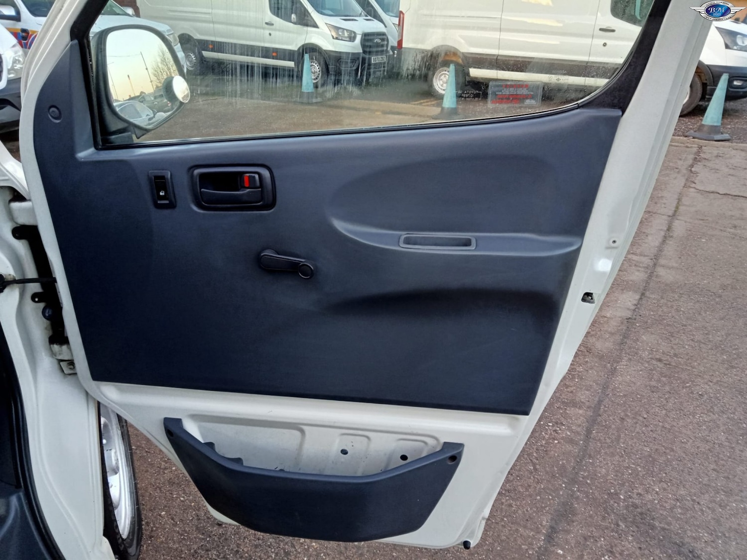 Used Toyota HiAce 2003 for sale - 77357349: Photo 14