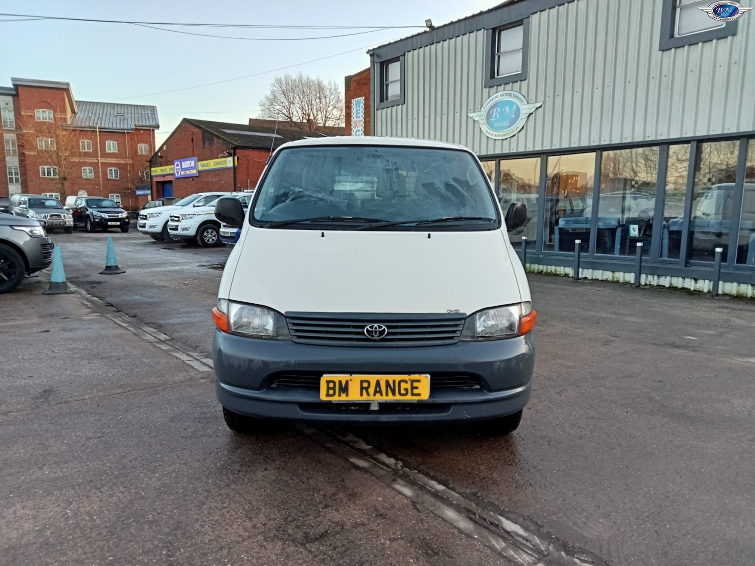Used Toyota HiAce 2003 for sale - 77357349: Photo 3