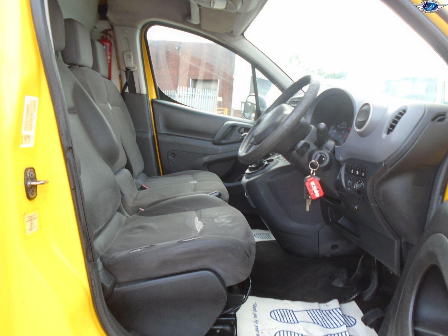 Used Peugeot Partner 2015 for sale - 75779372: Photo 15