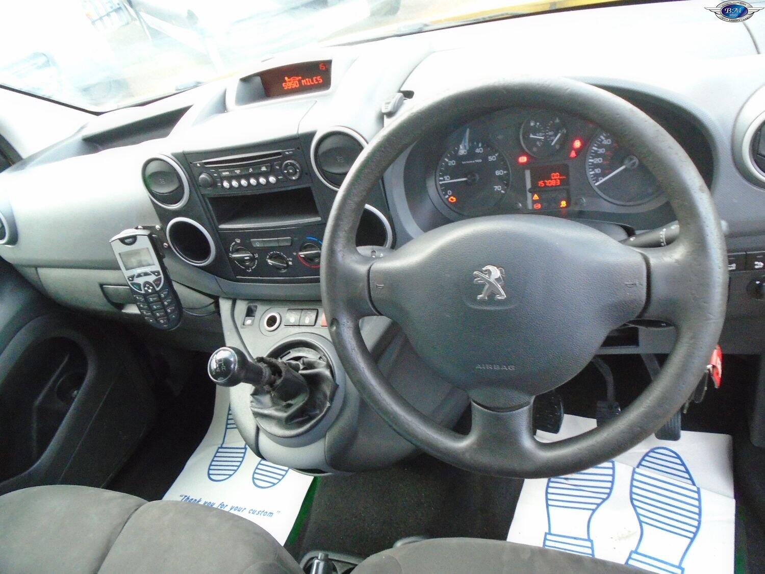 Used Peugeot Partner 2015 for sale - 75779372: Photo 2