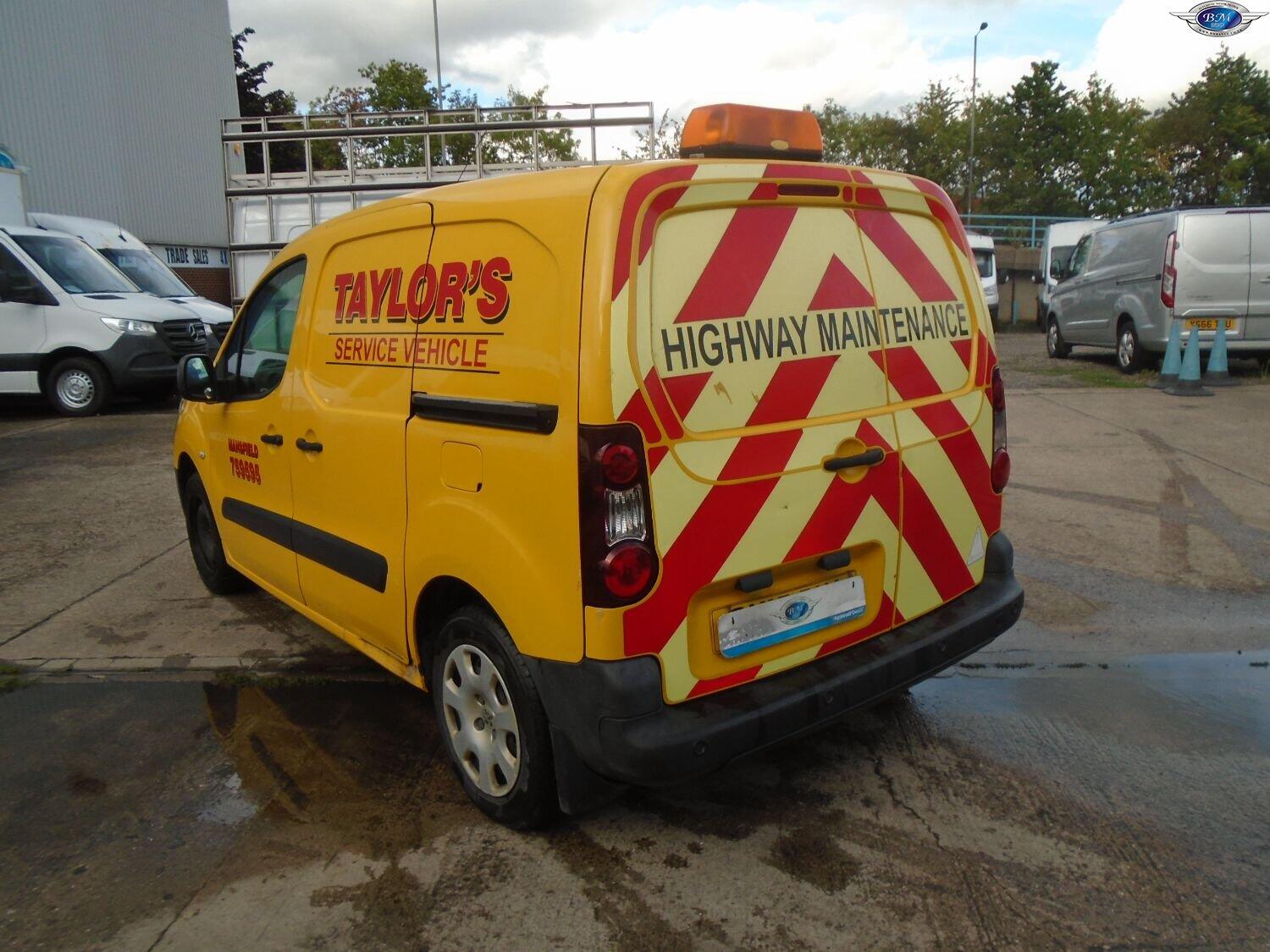 Used Peugeot Partner 2015 for sale - 75779372: Photo 5