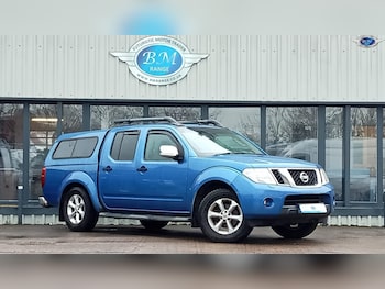 Nissan - Navara