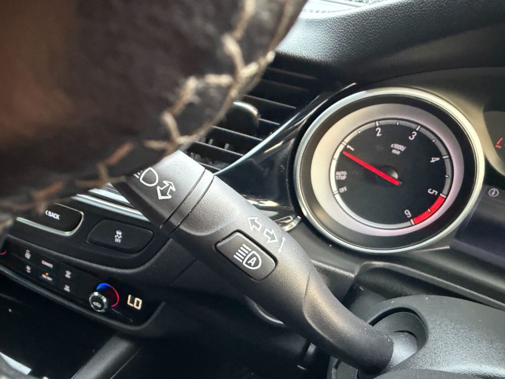 Used Vauxhall Insignia 2018 for sale - 76845099: Photo 34