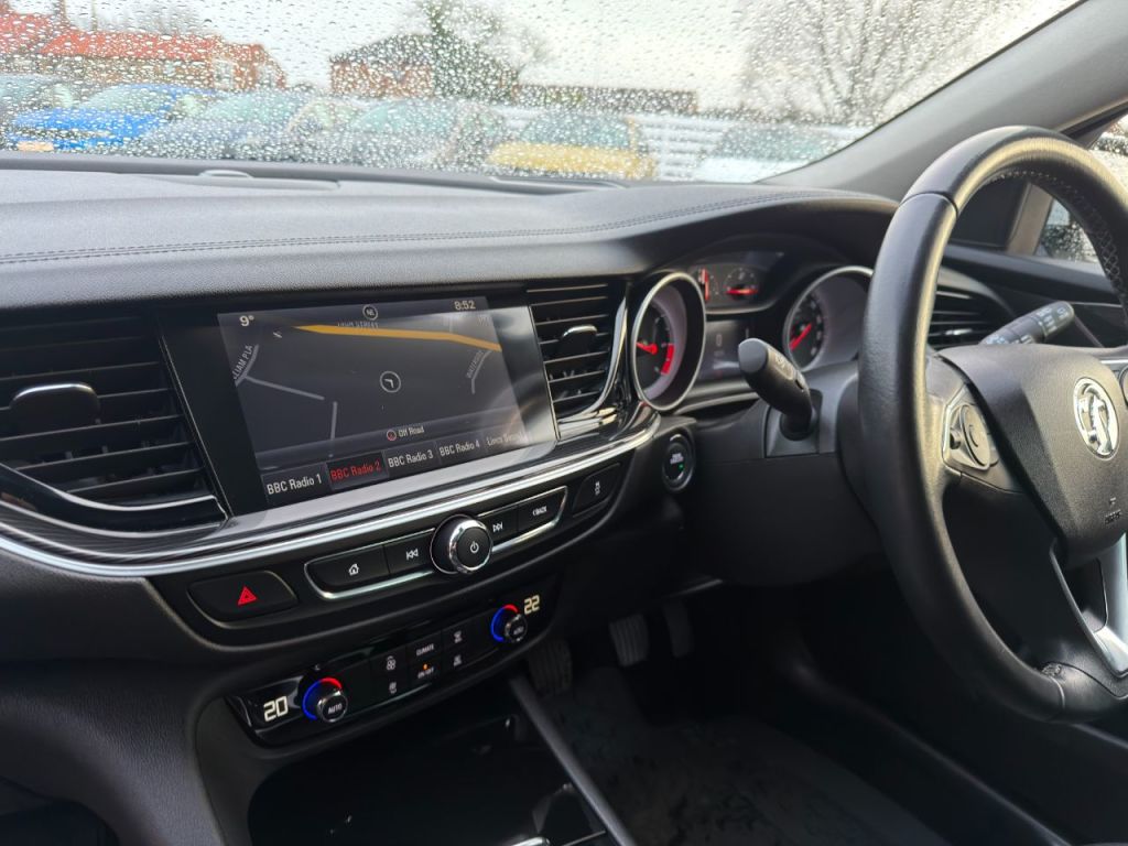Used Vauxhall Insignia 2018 for sale - 76845099: Photo 5