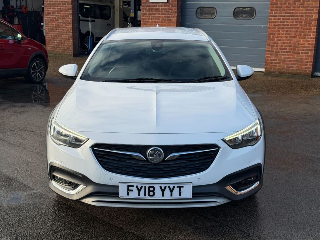 Used Vauxhall Insignia 2018 for sale - 76845099: Photo 6