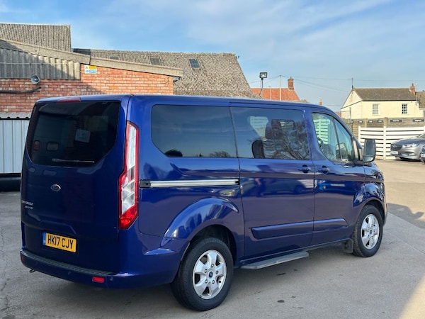 Used Ford Tourneo Custom 2017 for sale - 73925480: Photo 11