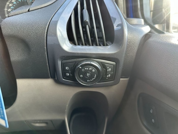Used Ford Tourneo Custom 2017 for sale - 73925480: Photo 20