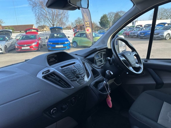 Used Ford Tourneo Custom 2017 for sale - 73925480: Photo 3