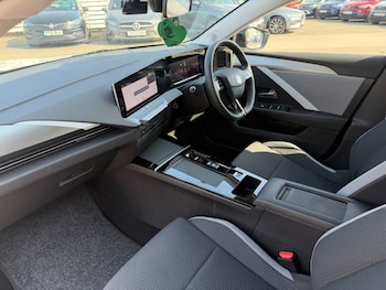 Used Vauxhall Astra 2025 for sale - 78240692: Photo