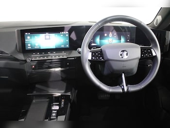 Used Vauxhall Astra 2025 for sale - 78846238: Photo