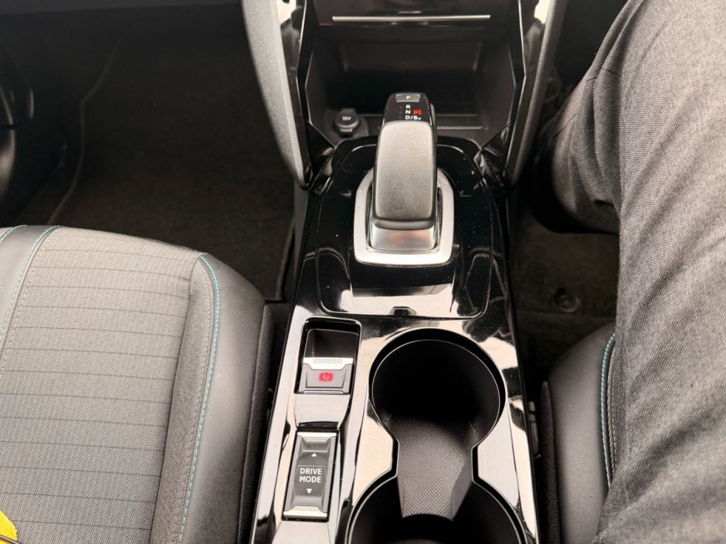 Used Peugeot 2008 2022 for sale - 77703353: Photo 25