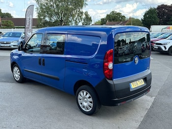Used Vauxhall Combo 2016 for sale - 75271885: Photo