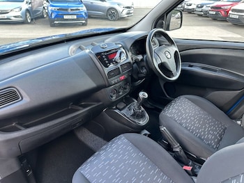 Used Vauxhall Combo 2016 for sale - 75271885: Photo