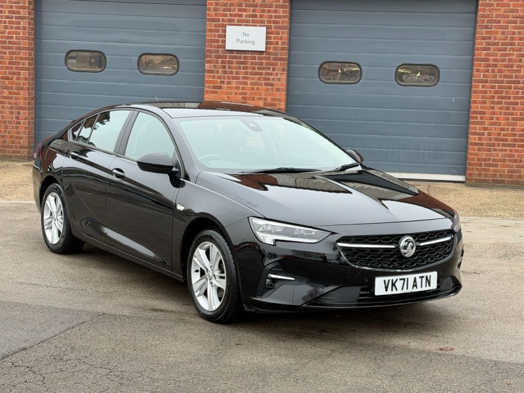 Used Vauxhall Insignia 2021 for sale - 76798619: Photo 1