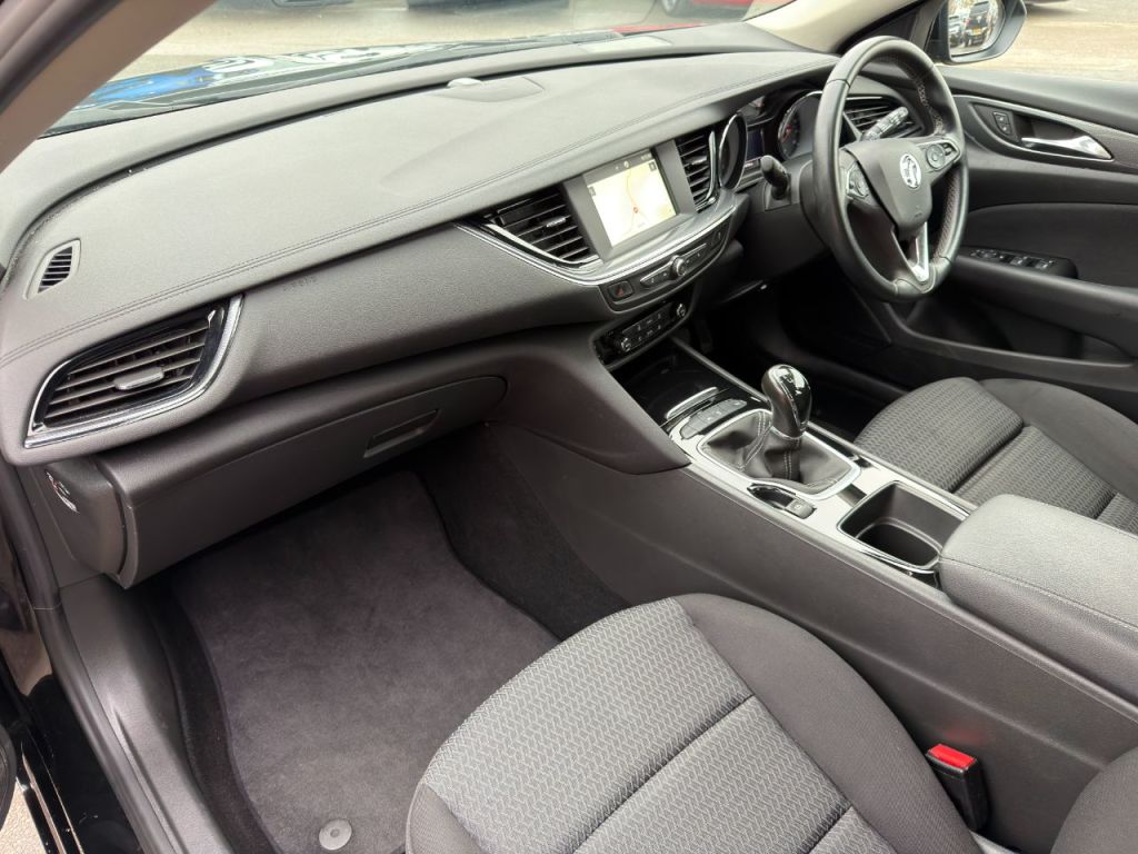 Used Vauxhall Insignia 2021 for sale - 76798619: Photo 3