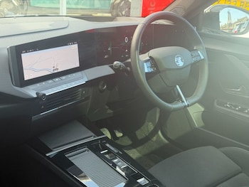 Used Vauxhall Astra 2025 for sale - 78381972: Photo