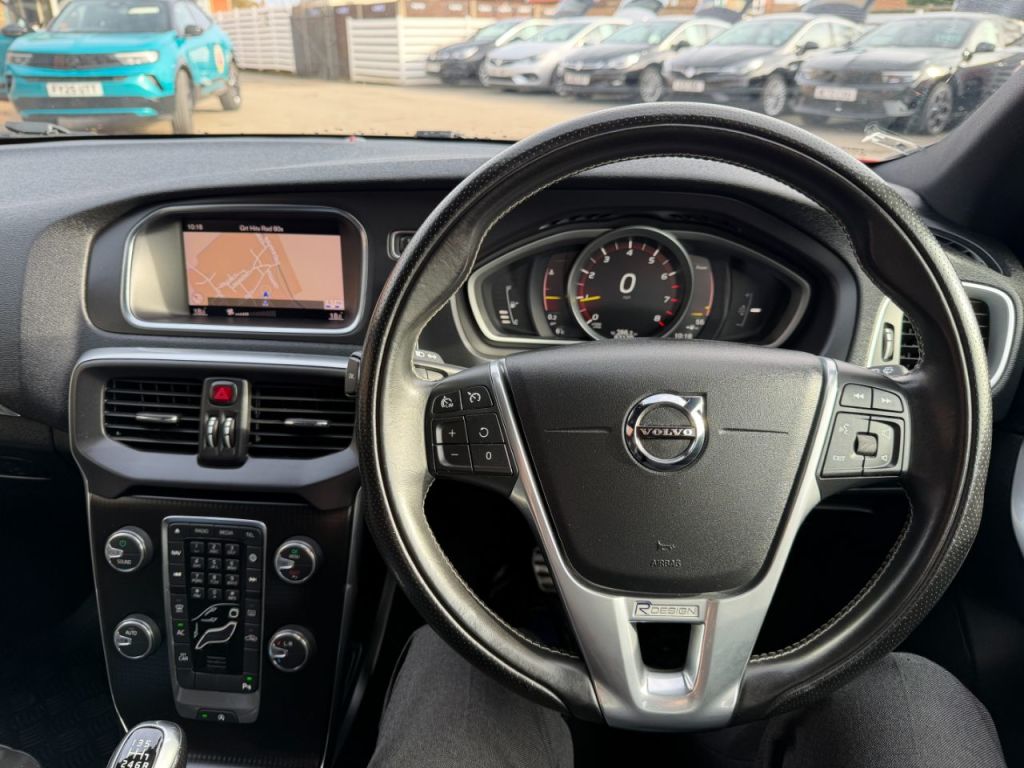 Used Volvo V40 2017 for sale - 77593343: Photo 18