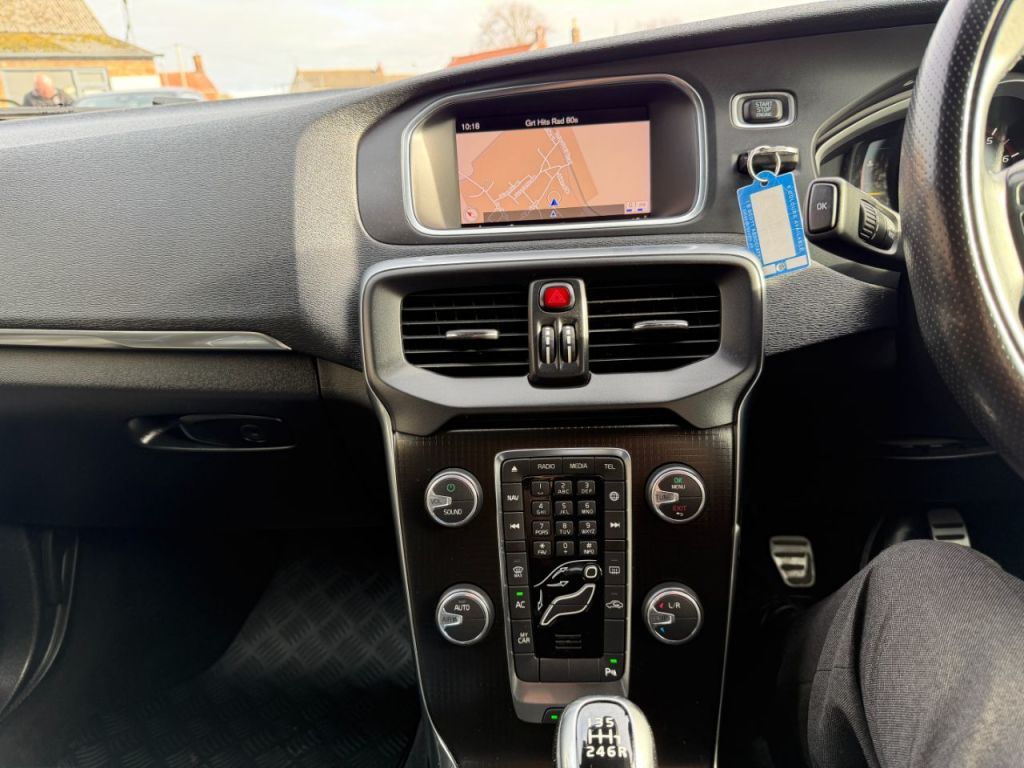 Used Volvo V40 2017 for sale - 77593343: Photo 20