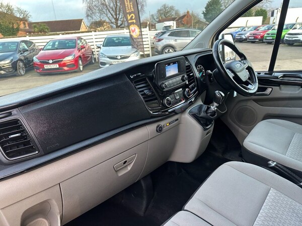 Used Ford Tourneo Custom 2019 for sale - 73419459: Photo 3