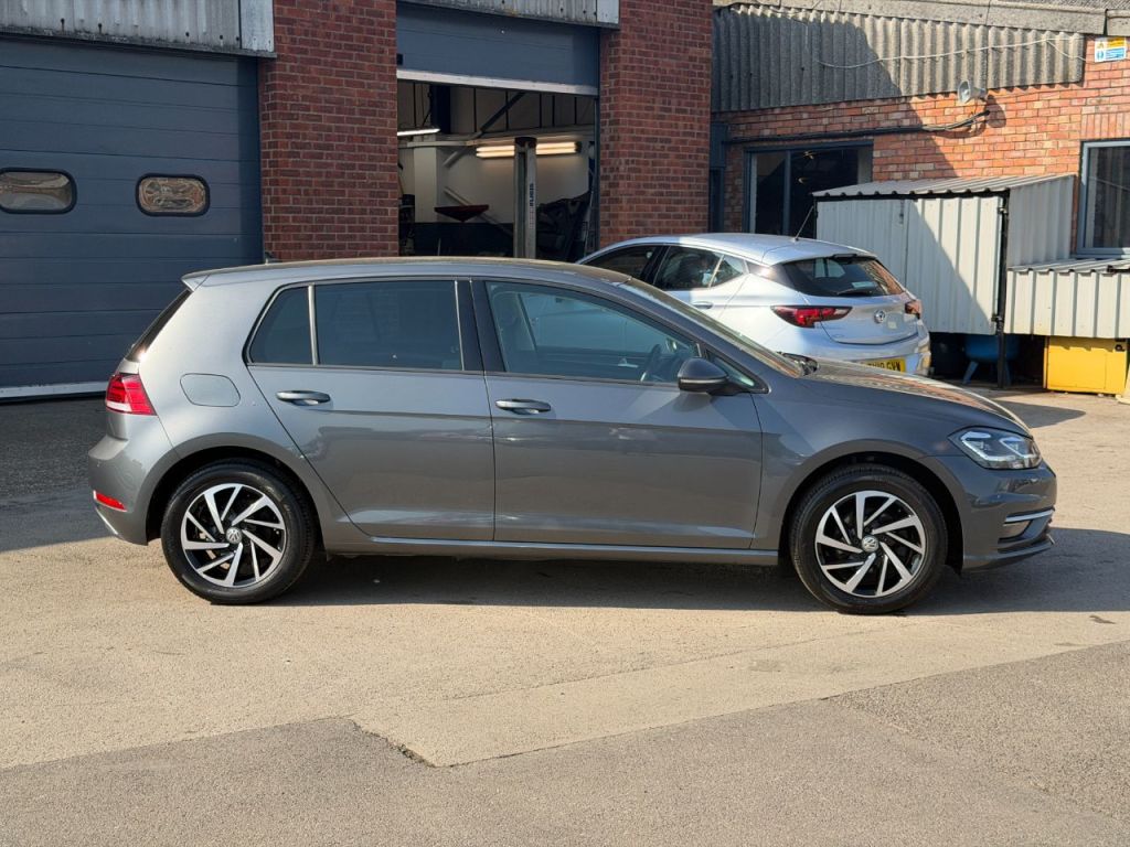 Used Volkswagen Golf 2019 for sale - 78167791: Photo 18