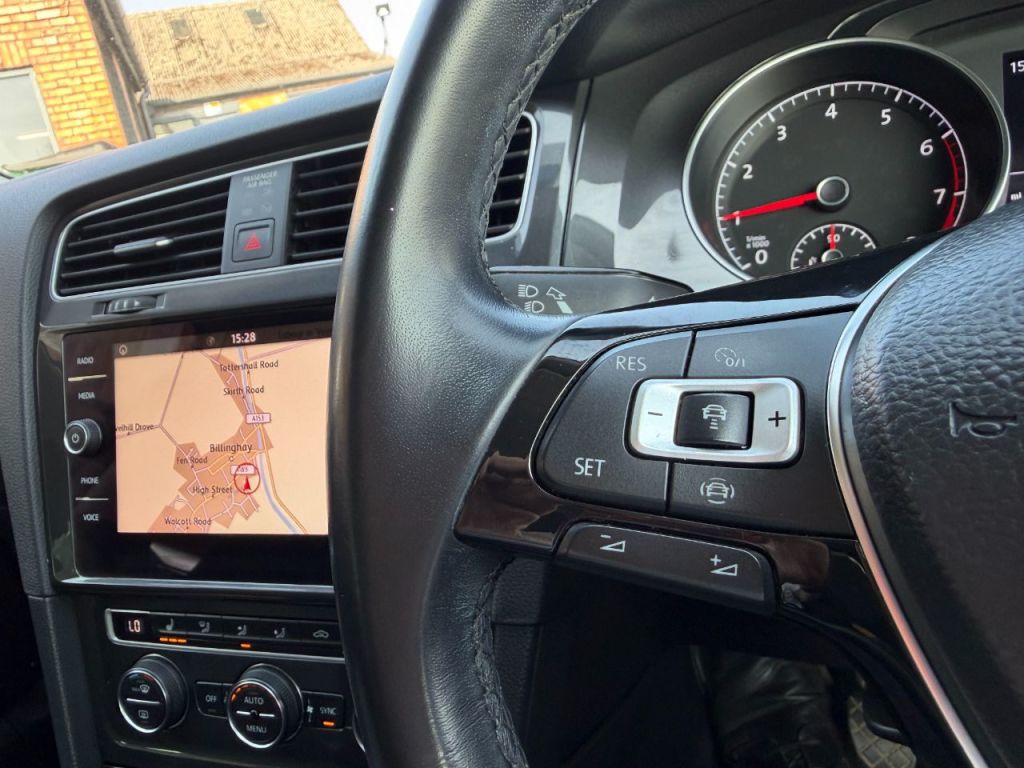 Used Volkswagen Golf 2019 for sale - 78167791: Photo 23