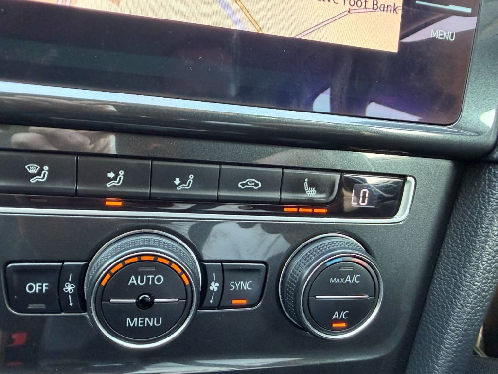 Used Volkswagen Golf 2019 for sale - 78167791: Photo 26