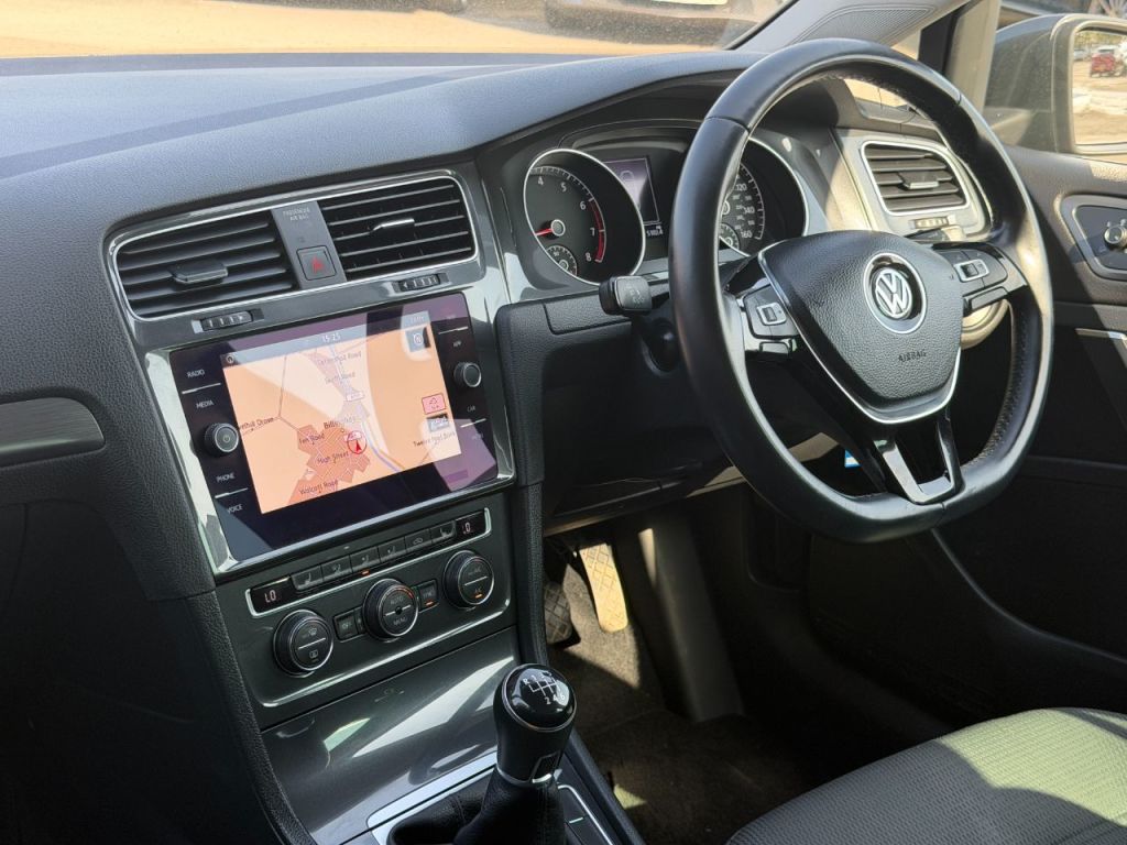 Used Volkswagen Golf 2019 for sale - 78167791: Photo 3