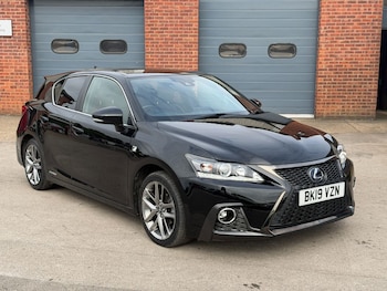 Used Lexus CT 2019 for sale - 79300075: Photo