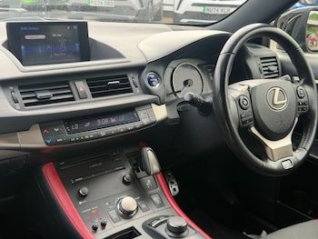 Used Lexus CT 2019 for sale - 79300075: Photo