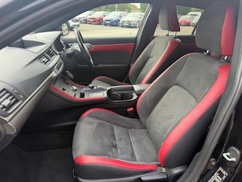 Used Lexus CT 2019 for sale - 79300075: Photo