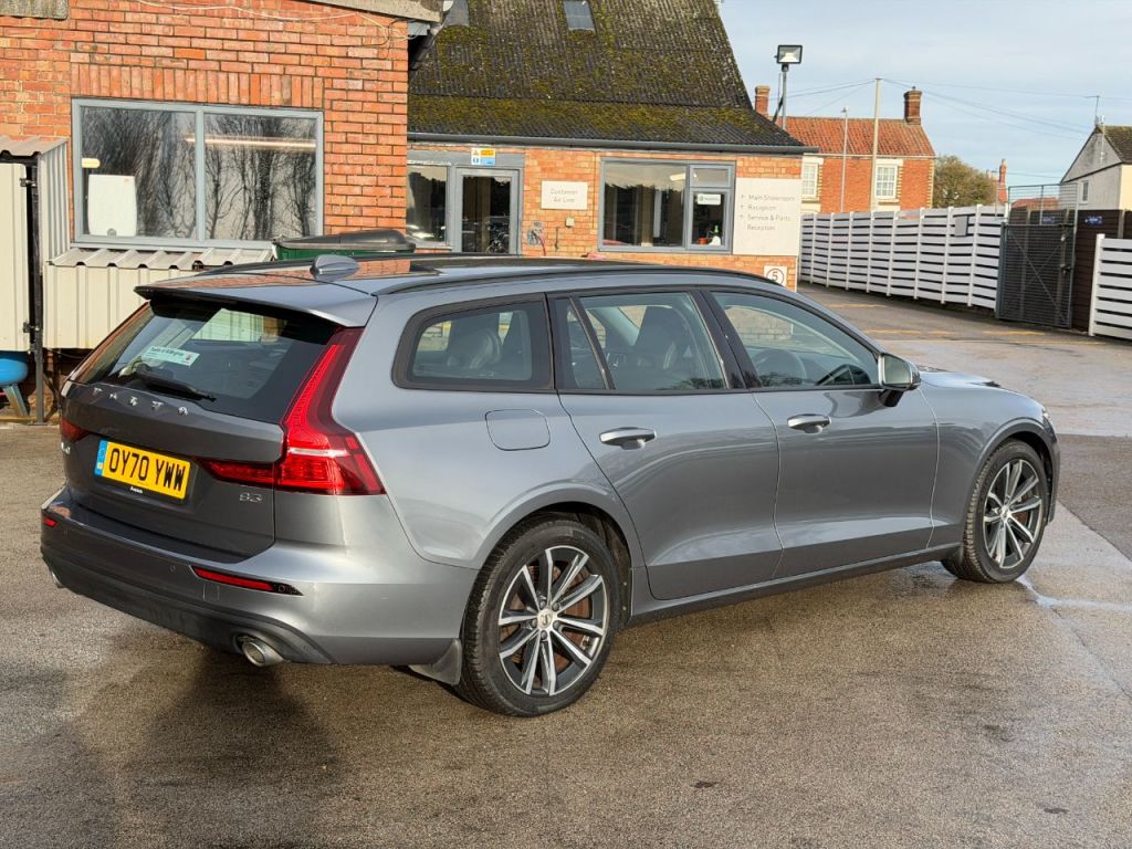 Used Volvo V60 2020 for sale - 77118000: Photo 18