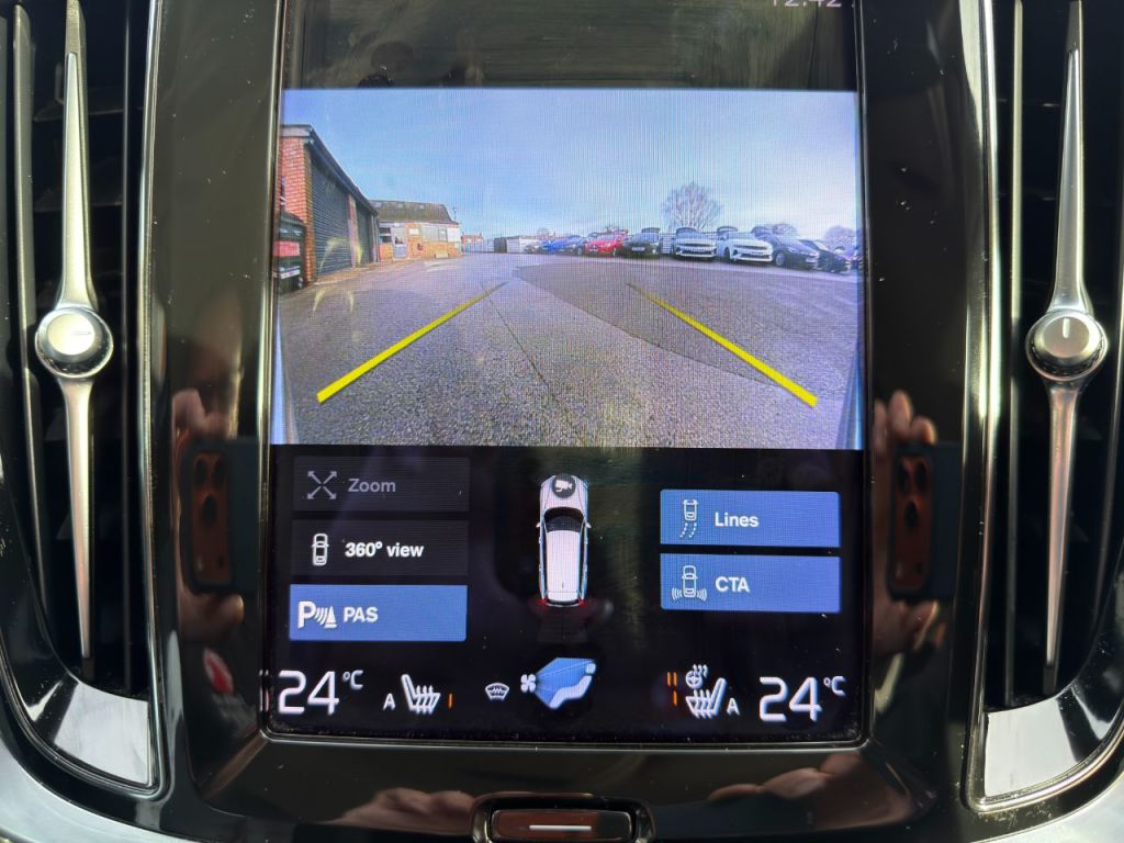 Used Volvo V60 2020 for sale - 77118000: Photo 34