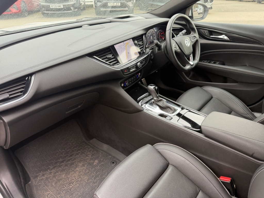 Used Vauxhall Insignia 2017 for sale - 77791907: Photo 4