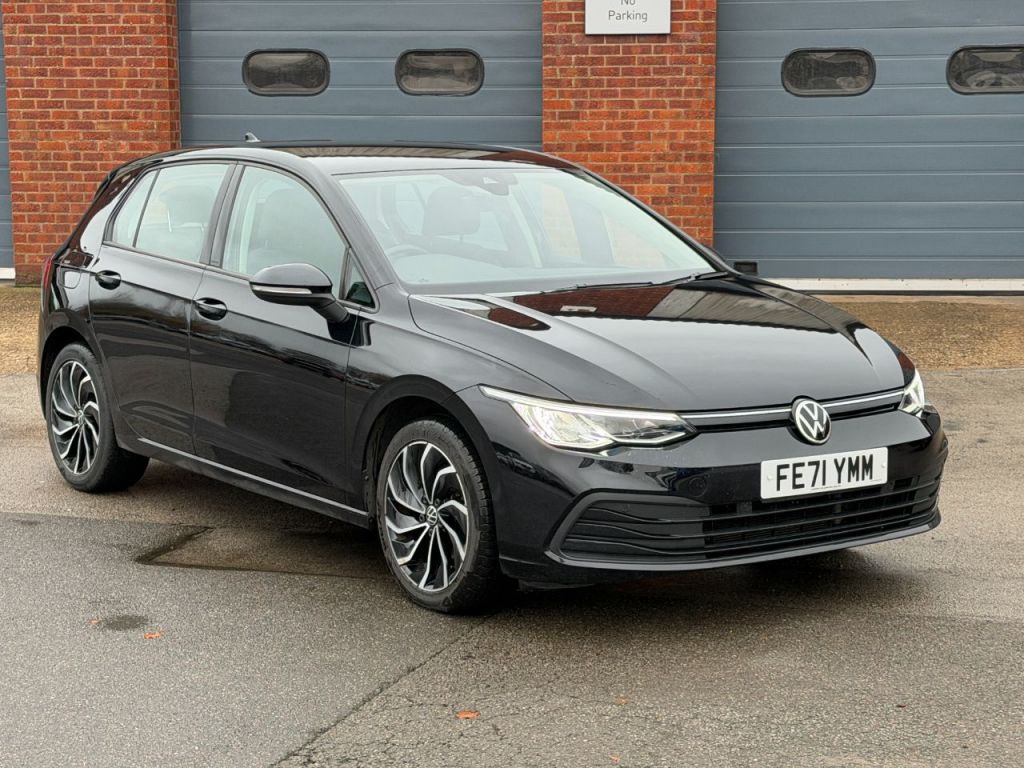 Used Volkswagen Golf 2021 for sale - 76581481: Photo 1