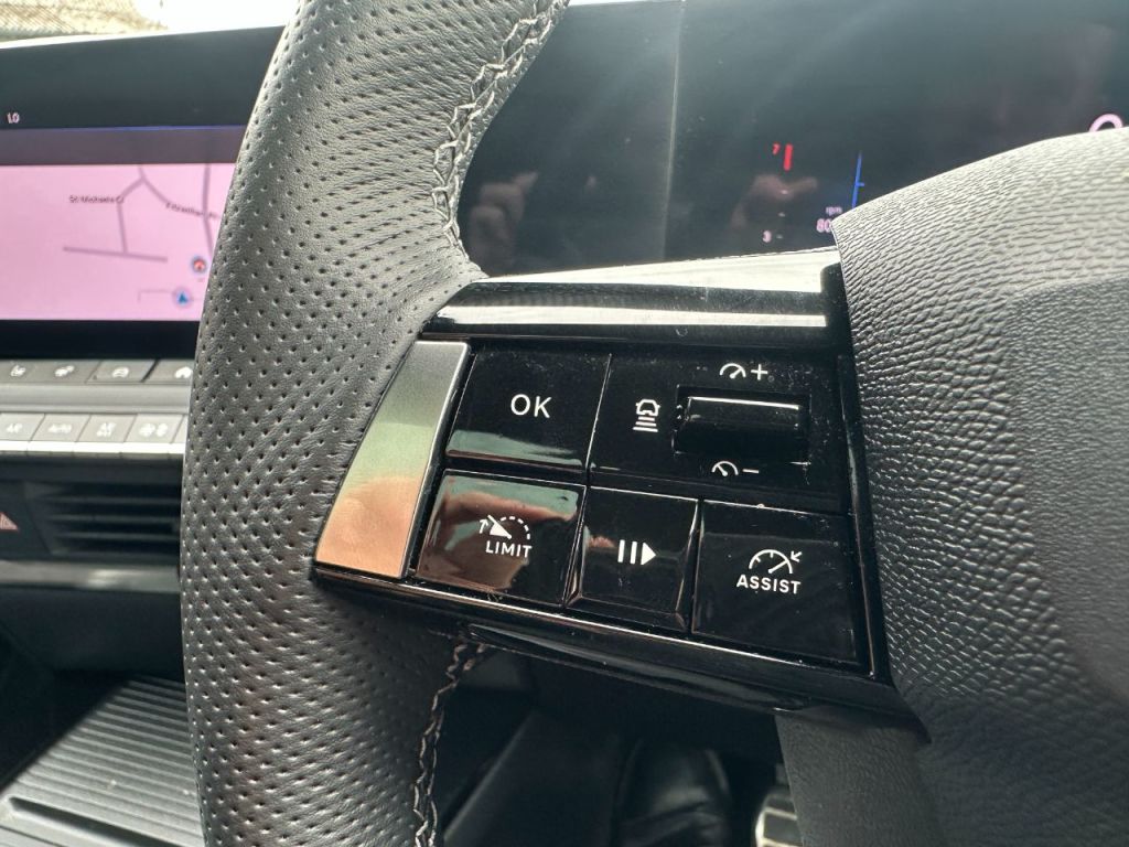 Used Vauxhall Astra 2024 for sale - 76422158: Photo 37