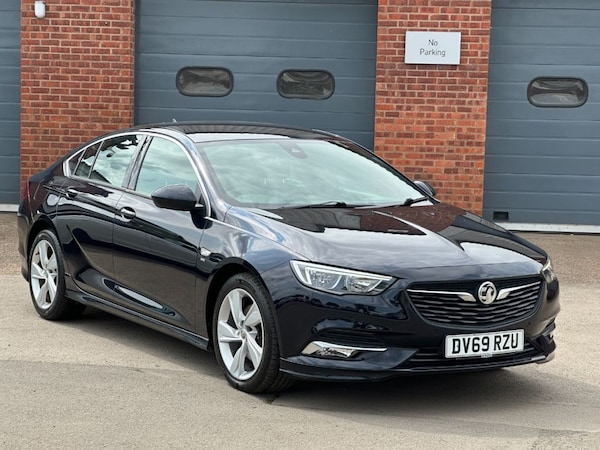 Used Vauxhall Insignia 2019 for sale - 74627460: Photo 1