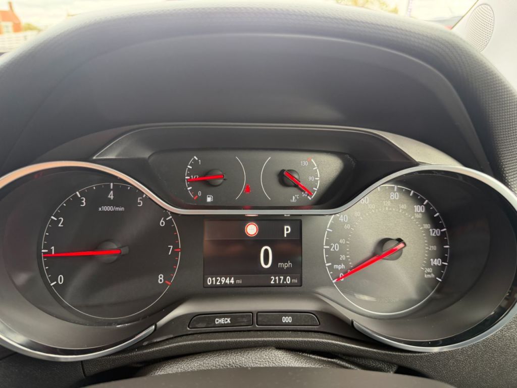 Used Vauxhall Crossland X 2018 for sale - 76590642: Photo 15