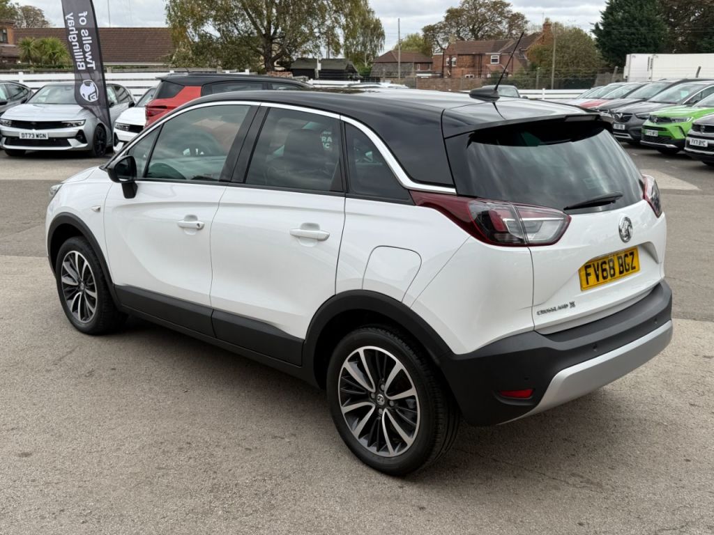 Used Vauxhall Crossland X 2018 for sale - 76590642: Photo 2