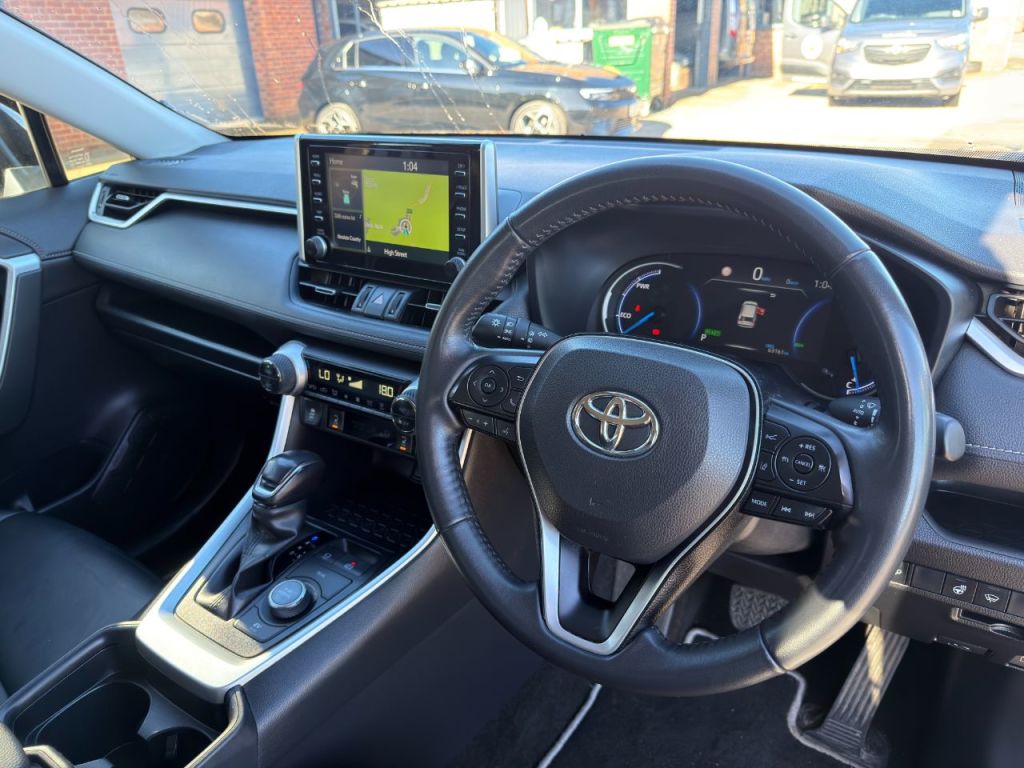 Used Toyota RAV4 2020 for sale - 77571153: Photo 28